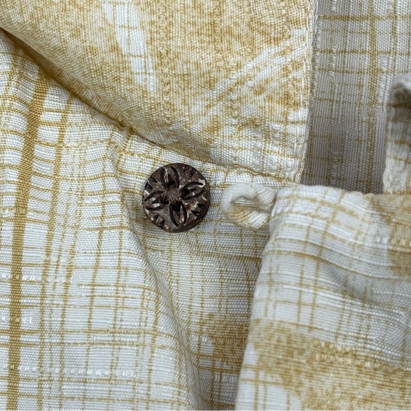 Tommy Bahama Short Sleeve Button Up Silk Hawaiian Shirt Golden Yellow Sz XL - Picture 9 of 16